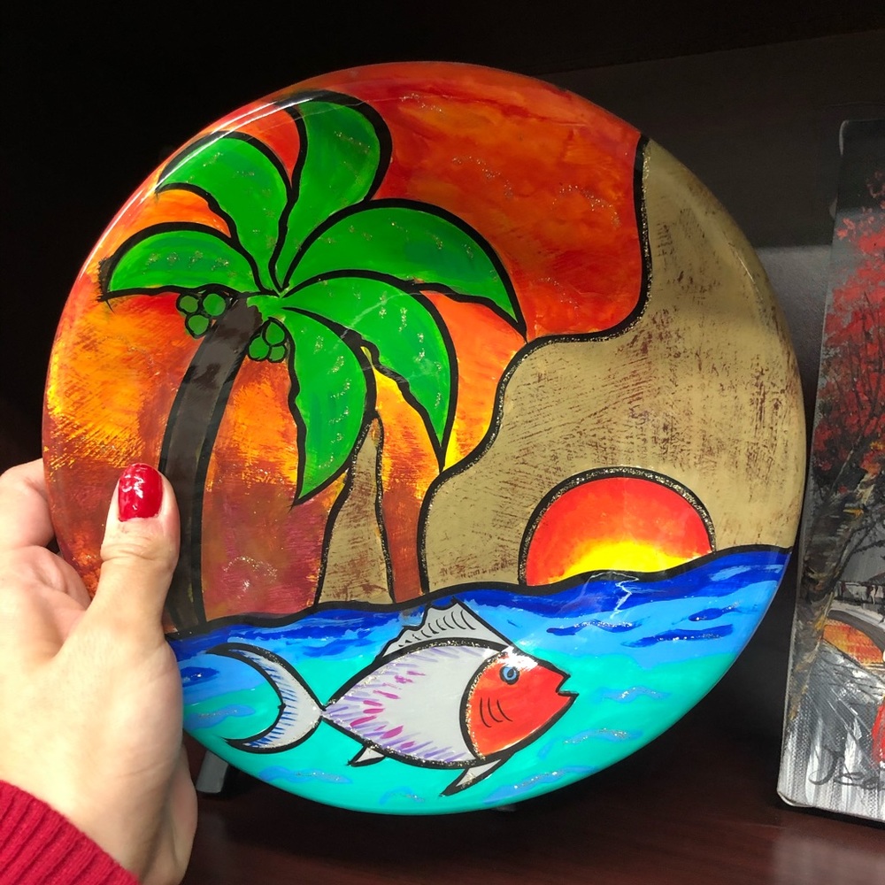 Ceramic painted plate